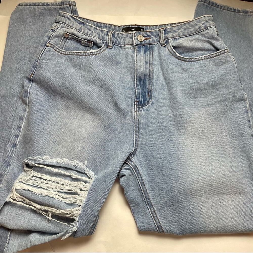 Riot Denim High Rise Mom Destructed Blue Jeans. Size 10R. Light wash